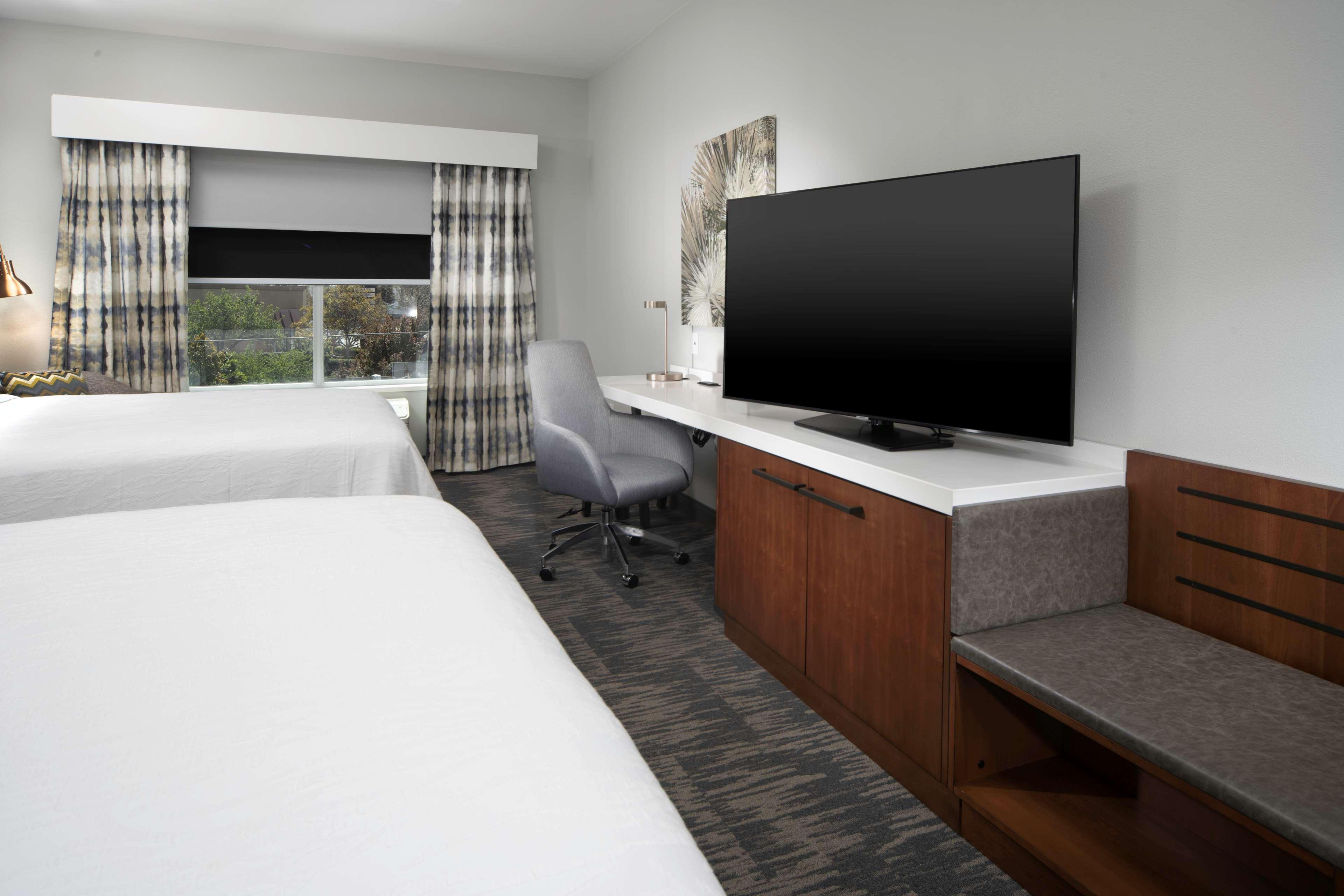 Hilton Garden Inn Fremont Milpitas Exterior photo